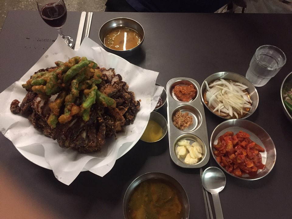 Seongsu-dong, Where the Fried Jokbal Is Delicious image 13