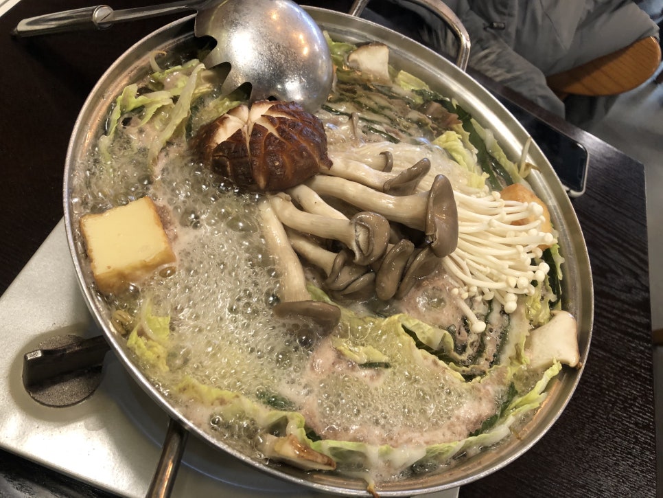 [학동역 맛집] 든든한 전골 한끼! 학동 맛집 그림나베 솔직 후기 관련 이미지 16