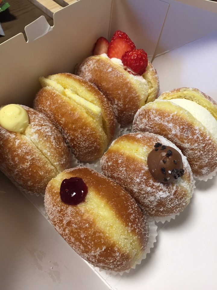 [도산공원 카페] 줄서서 먹는 도넛 맛집, 도산공원 카페 관련 이미지 18