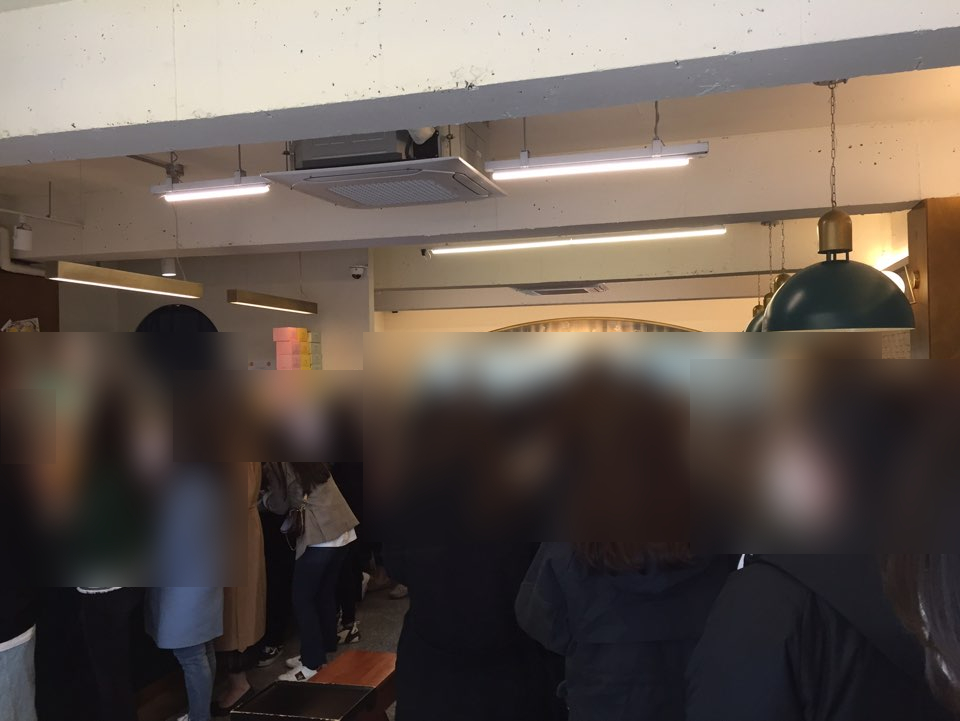 [도산공원 카페] 줄서서 먹는 도넛 맛집, 도산공원 카페 관련 이미지 4