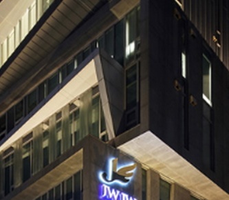 Lower Eyelid Surgery Clinic for Making Bulging Under-Eyes More Even image 35