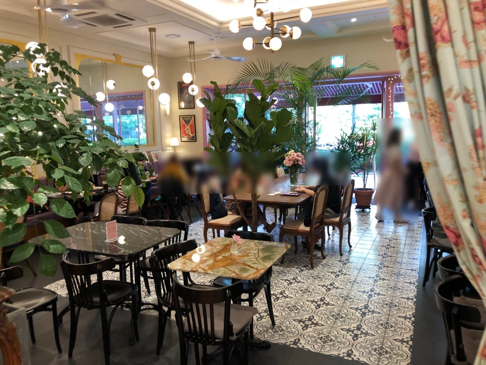 [판교 디저트] 예쁜 디저트와 빵이 가득한 곳, 기욤 판교 아브뉴프랑점 솔직 후기 관련 이미지 4