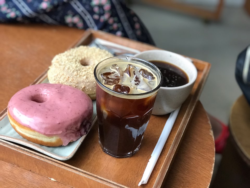 [Hannam-dong Restaurant] Hannam-dong, Where You Can Taste Donuts Packed Full Inside image 15