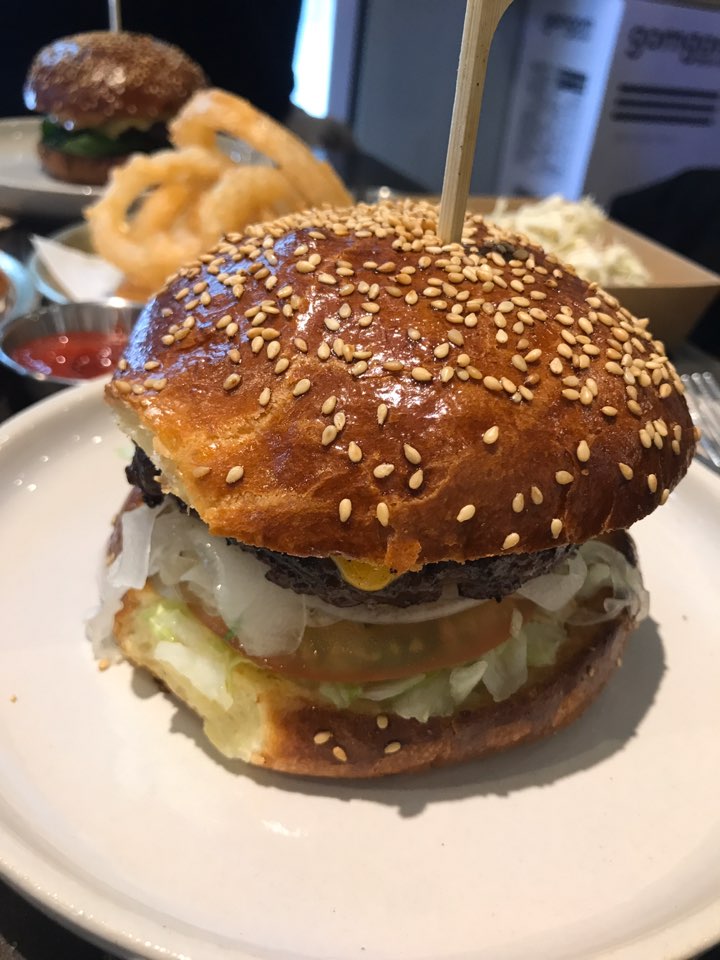 [서울숲 맛집] 육즙 가득한 패티가 맛있는 뚝섬 수제버거 관련 이미지 24
