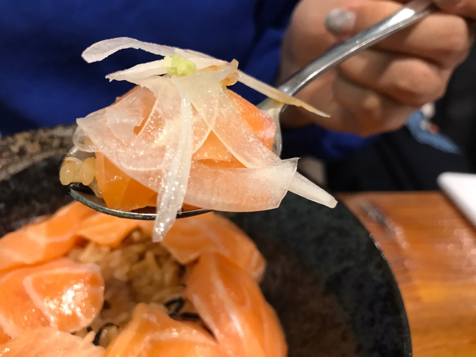 [건대 연어덮밥] 신선한 연어와 감칠맛 나는 소스! 연어덮밥 맛집 건대입구 관련 이미지 17