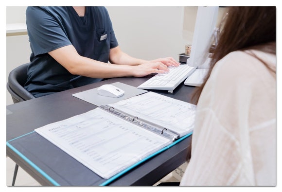 Dermatology Clinic in Songpa-gu, Seoul: Which Skin Booster Is Right for Me—Rejuran or Juvelook? image 1