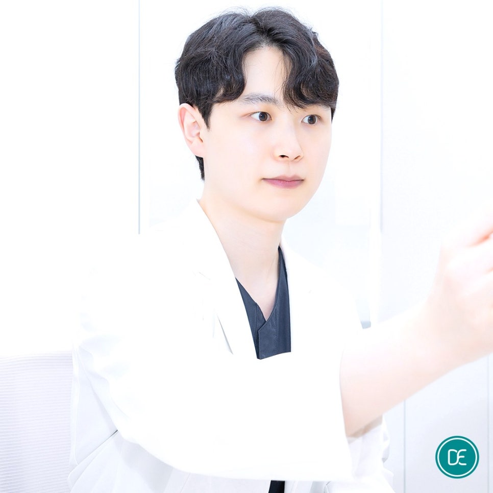 청담동 침샘보톡스 이중턱 및 얼굴 윤곽이 고민이라면 관련 이미지 1