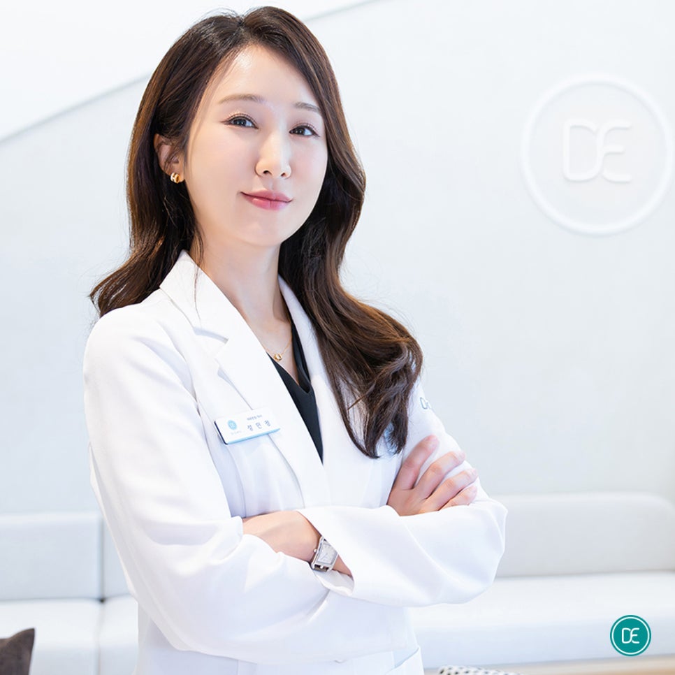건대입구역 미간 보톡스 구김살 개선 관련 이미지 1