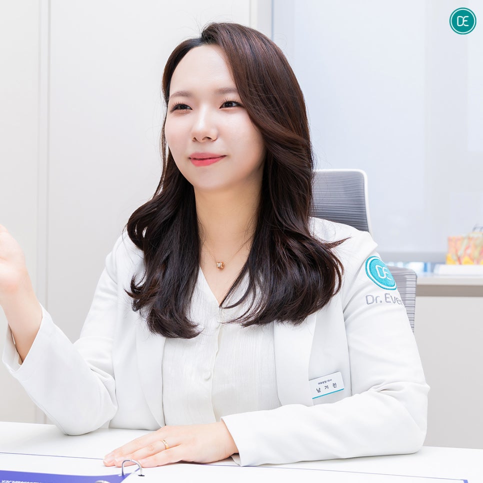 신논현 울쎄라 얼굴 탄력 라인 정리 관련 이미지 1