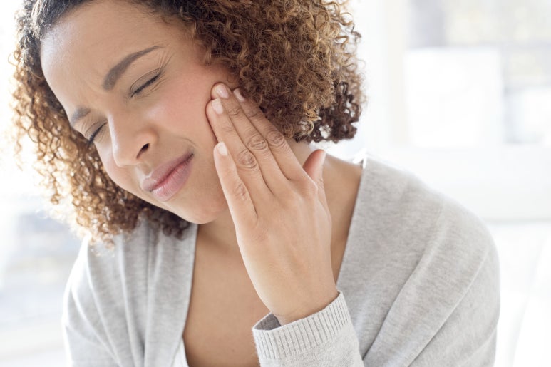 Impacted Wisdom Teeth vs. Simple Wisdom Teeth Explained by Janghanpyeong Station Dental Clinic: Why the Extraction Method Is Different image 5