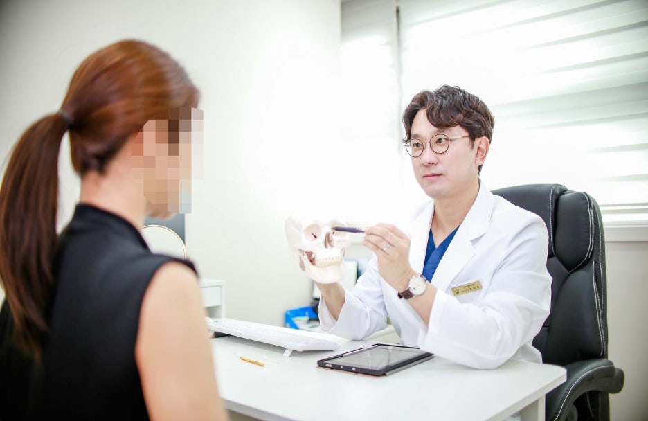 Merry Male Nose Surgery for a Masculine, Refined Nose Line image 7