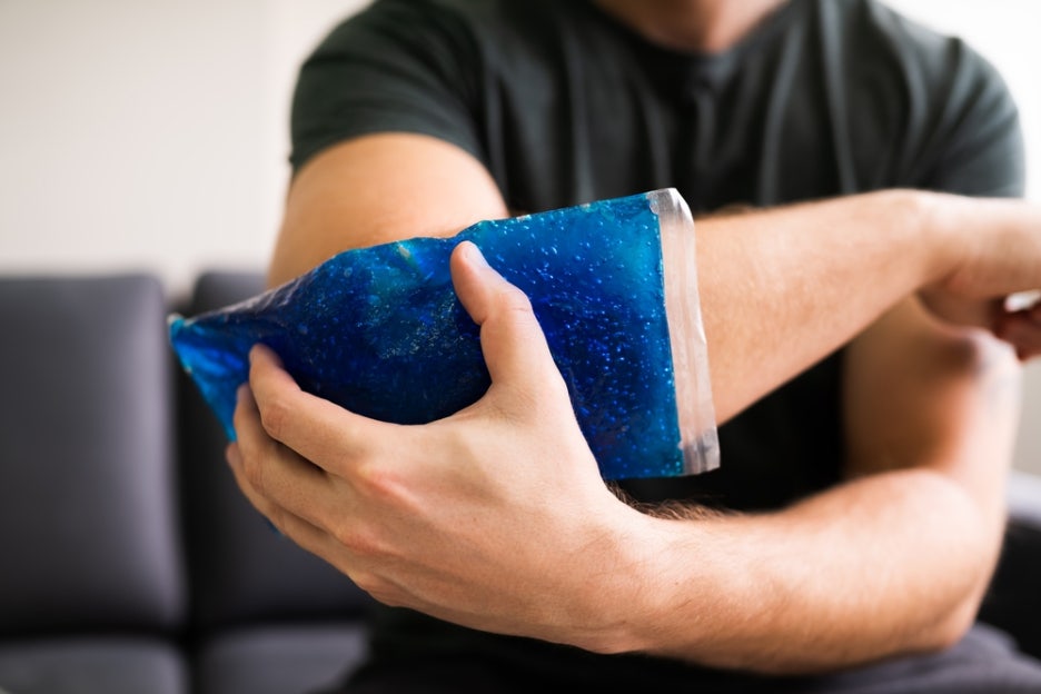 Cold Compress vs. Warm Compress: How Should You Treat a Bruise? image 3