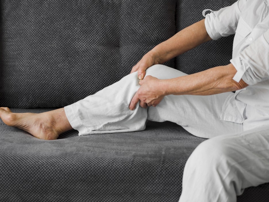 Why Do Legs Swell, and How Can You Relieve It When Pain and Numbness Appear? image 3