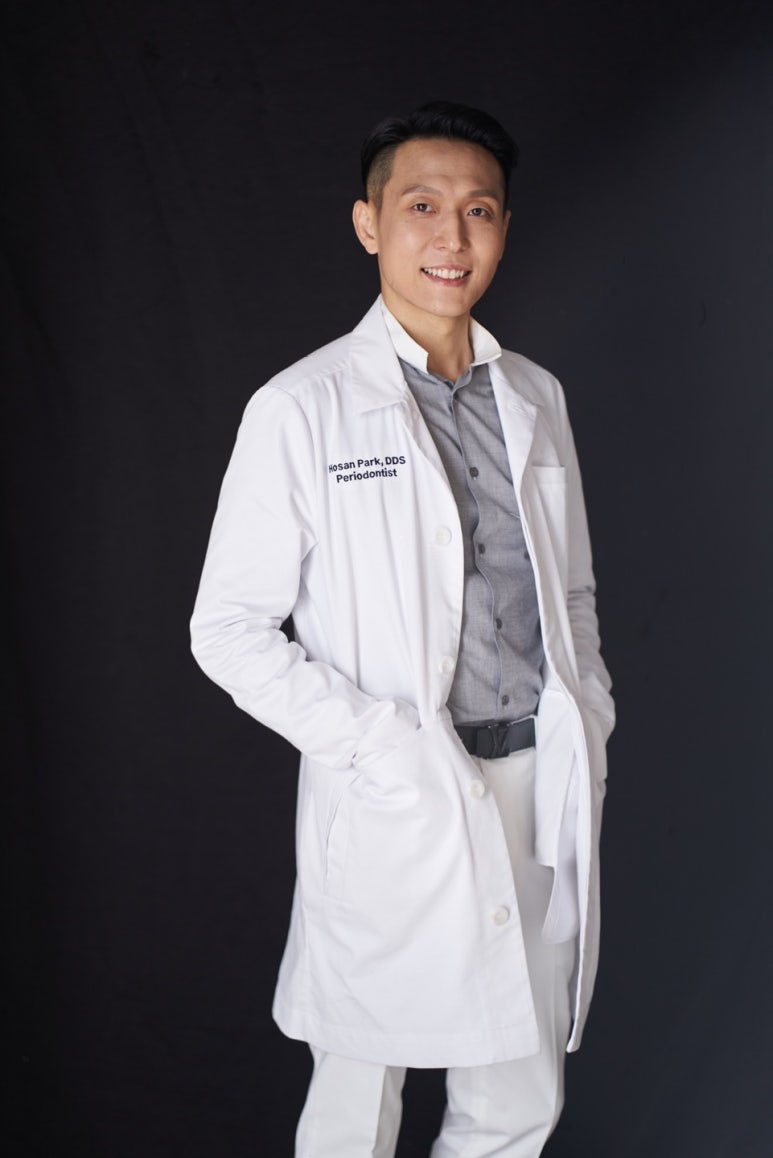 OptiFilm: A Beautiful Smile Completed with Third-Generation Laminate Veneers image 2