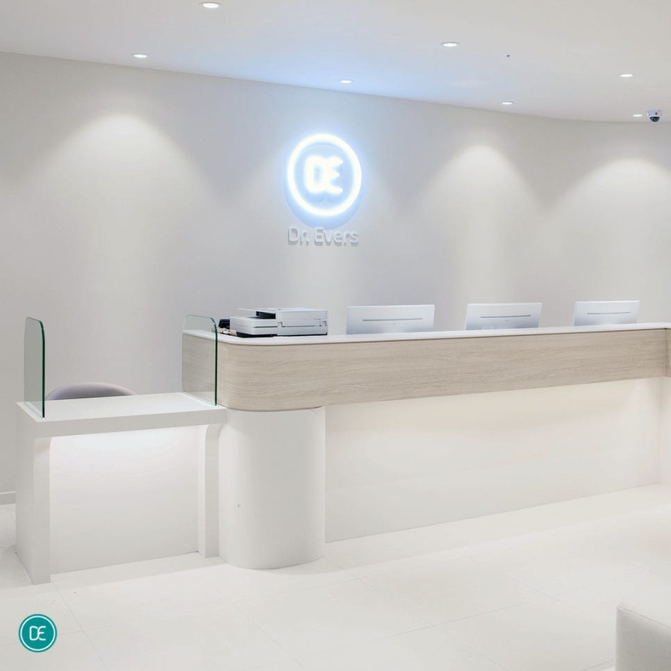 Why Do Acne Breakouts Happen in Your 30s in Gongdeok? With Pico Fraxel?! image 3