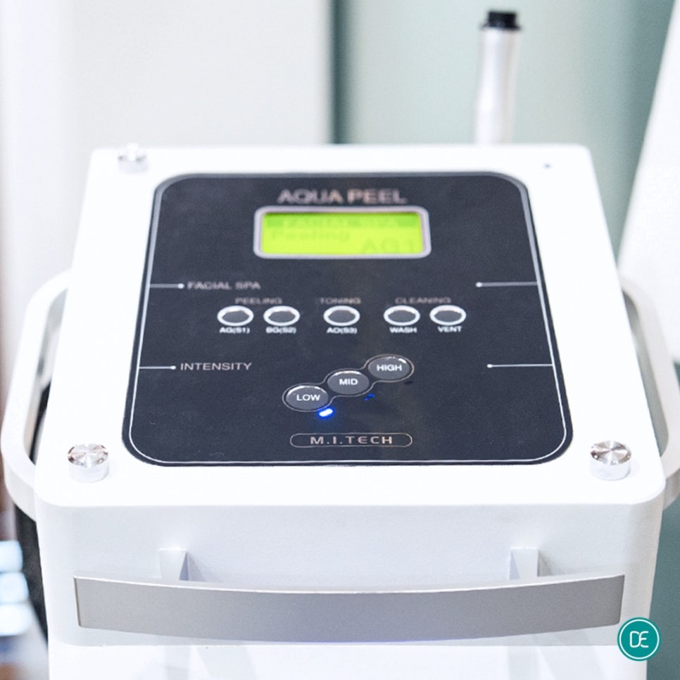 Seocho District Dermatology Aqua Peel for T-Zone Blackheads? image 1