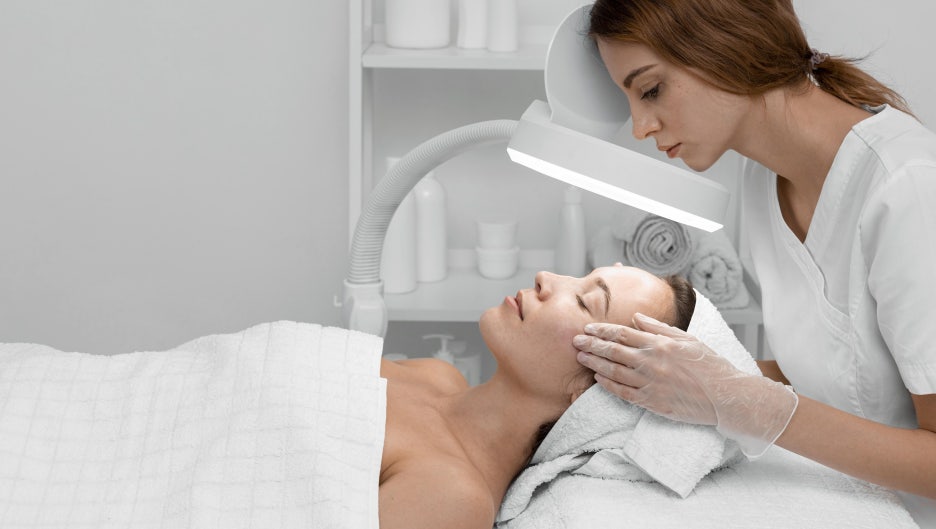 Types of Acne Scars, and How Can You Improve Scars? image 4