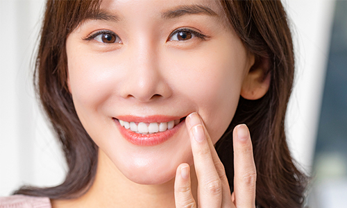 Let’s Take a Look at What to Watch Out for When Planning Double Eyelid Surgery in Middle Age. image 1