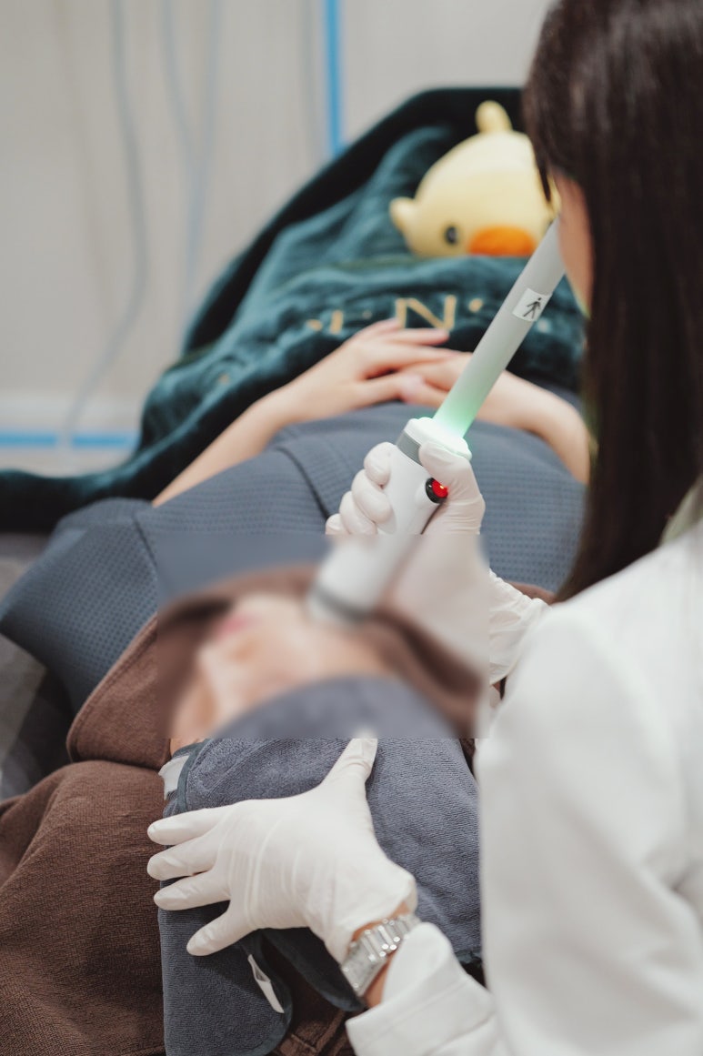 Cheongdam OnTanium Lifting: Starting Elasticity Care in Your 30s image 3