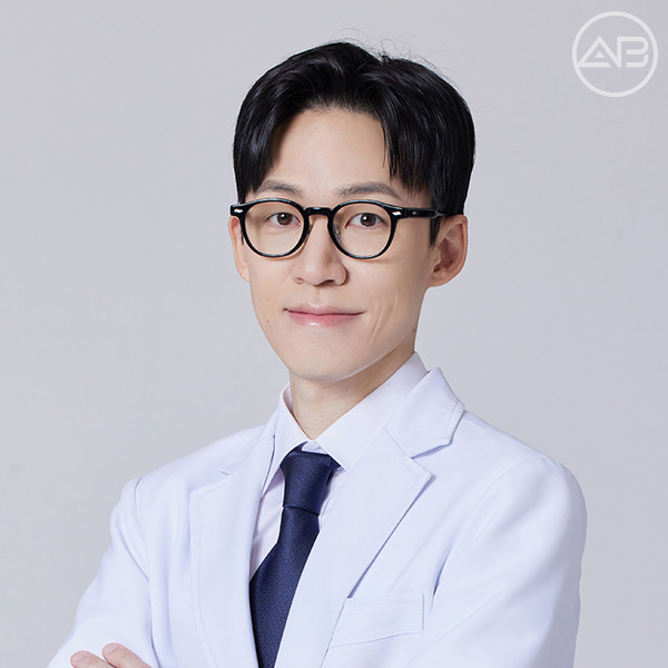 [정신의학신문] 에이비성형외과 3D 맞춤코성형, 환자 출혈과 회복에 대한 부담 줄여 관련 이미지 1