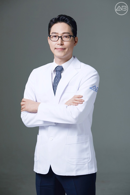 [라포르시안] 에이비성형외과, 코재수술 안정성 높인 차세대 코보형물 관련 이미지 1