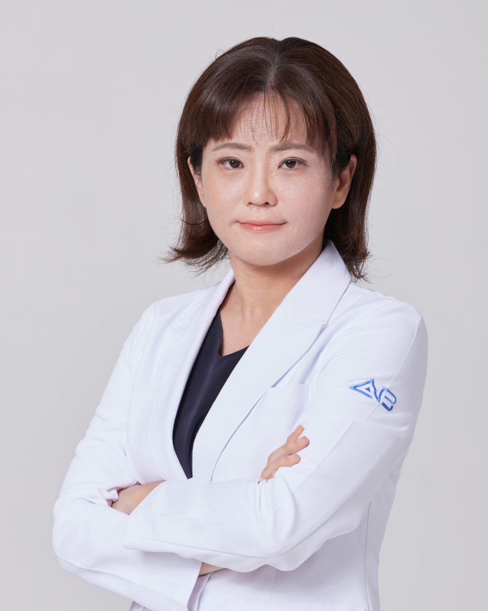 [M Medi][AB Plastic Surgery] Interest in Glamorous Nose Surgery Rises Ahead of the Golden Holiday... For Glamorous Rhinoplasty, the Key Is a Beautiful Columella Line image 1