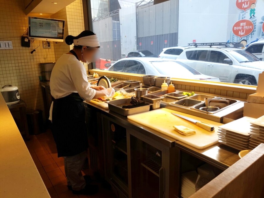 학동사거리 바르다김선생 김밥 관련 이미지 4