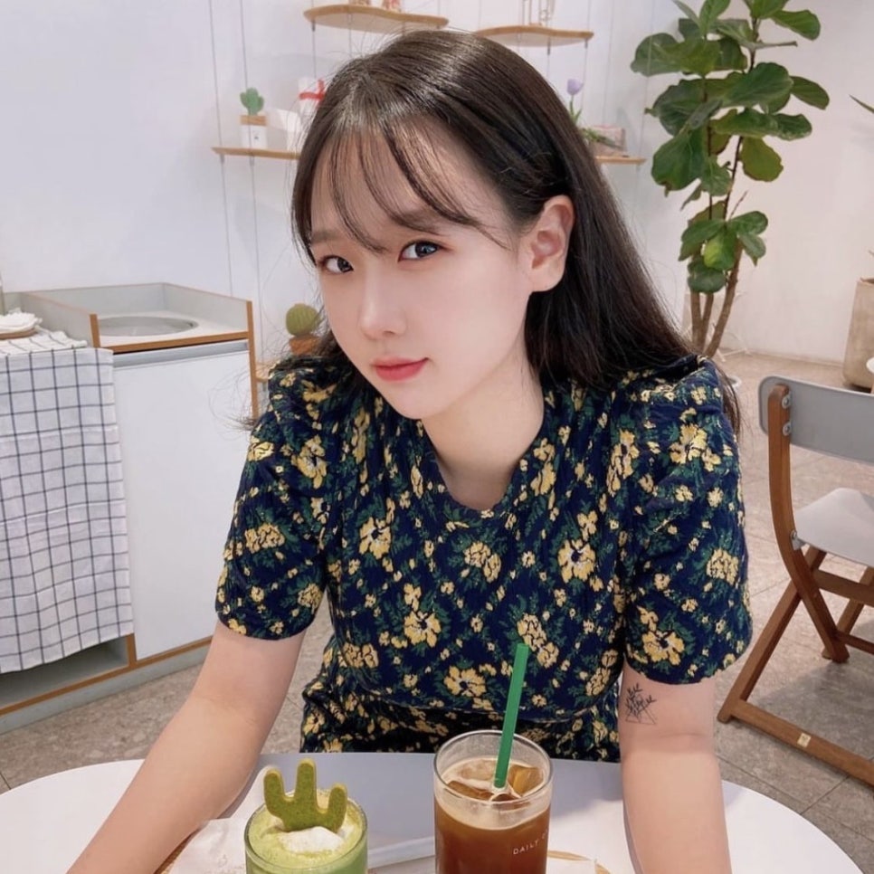 이중턱지흡후기 턱선 따라 매끄럽게 떨어지는 V라인의 비결 관련 이미지 3