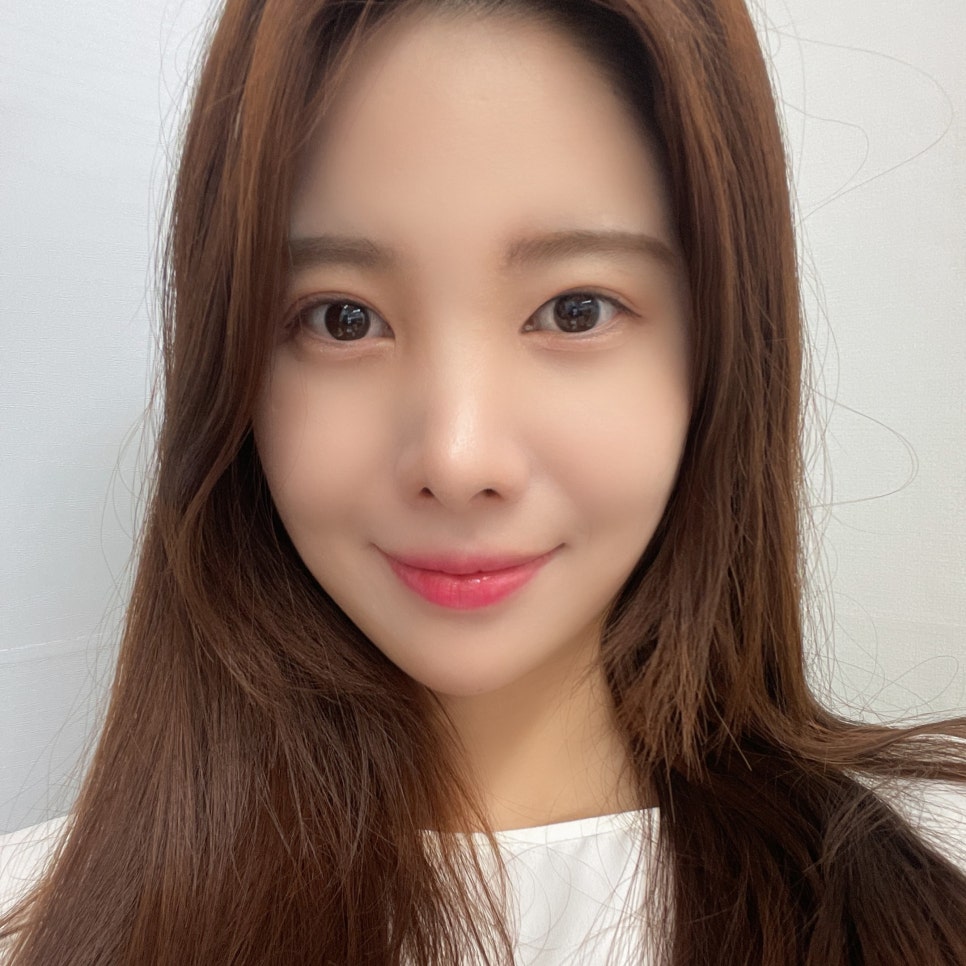 이중턱지방흡입만 하면 정말 어떤 각도에서도 날렵해 보일까? 관련 이미지 1