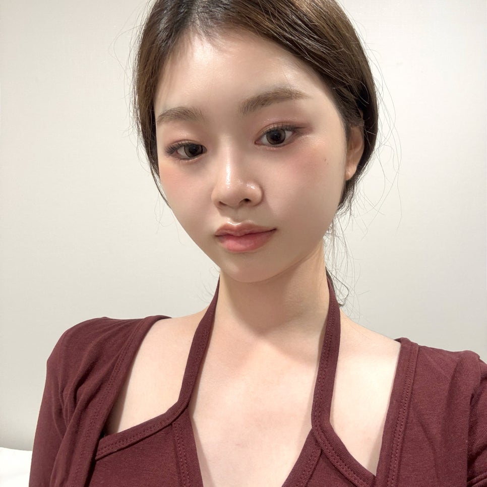 슬림한 넥라인 만들어주는 목얇아지는방법 관련 이미지 1