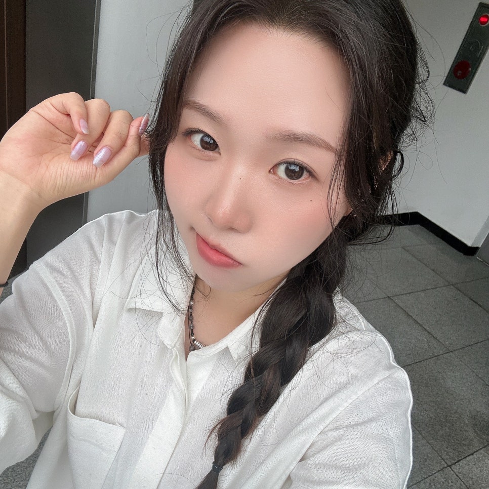 Cheek Fat Removal at a Place That Specializes in It image 2