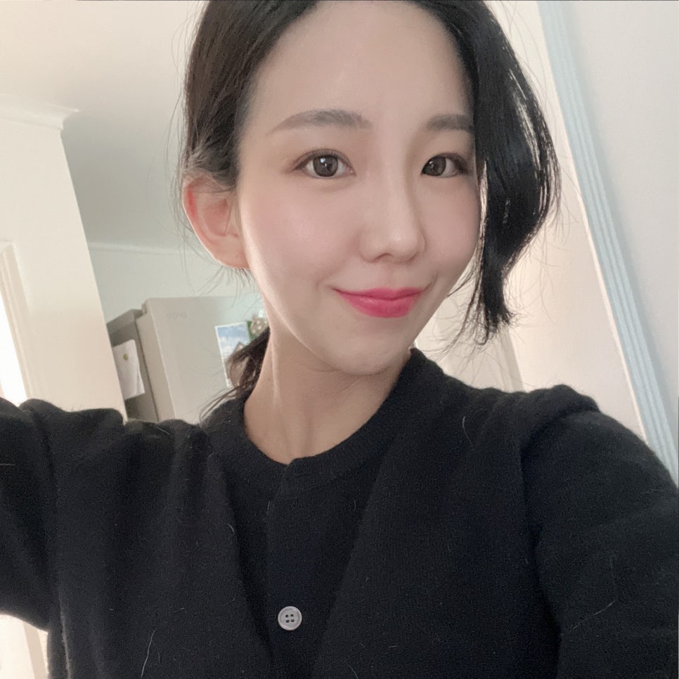 강남침샘보톡스로 부드러운 턱 선 만들고 싶다면 관련 이미지 1