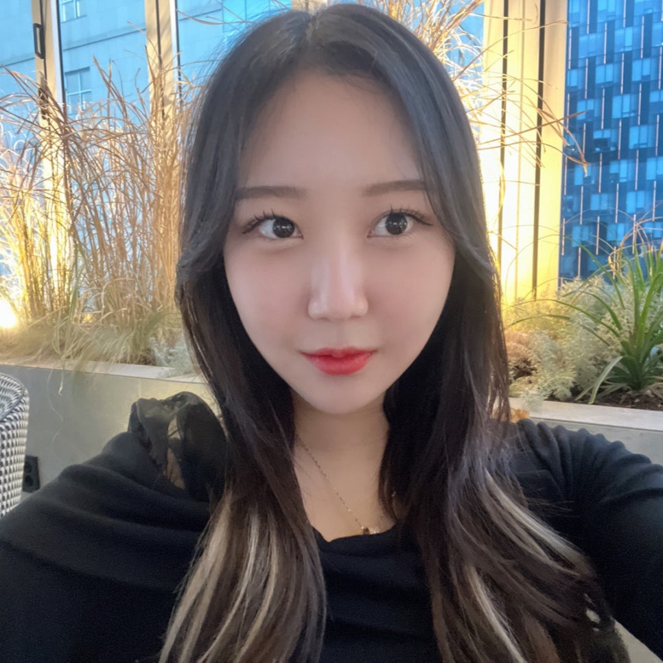 How to Get Rid of a Double Chin—What Everyone Is Doing These Days image 1