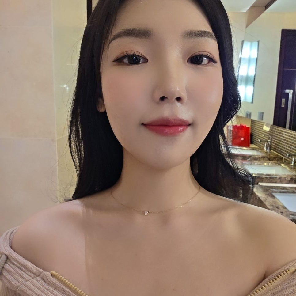 목이 짧고 두꺼워 보인다면 넥슬림주사가 답이에요 관련 이미지 3