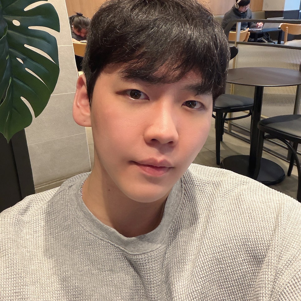 After Gangnam Under-Eye Fat Repositioning, It Looks Like the Under-Eye Fat Was Erased with an Eraserㅠㅠ image 3