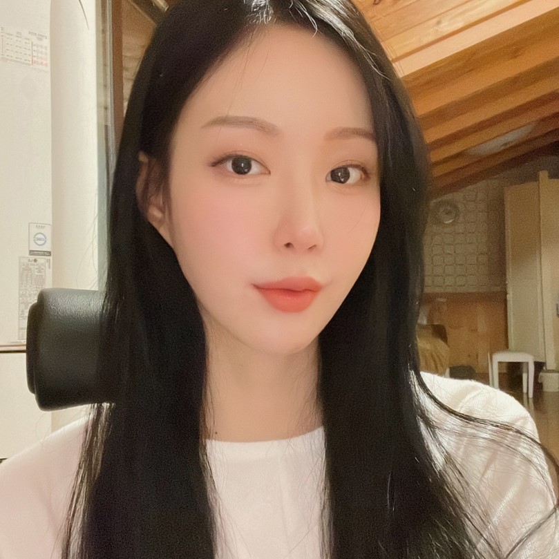 침샘보톡스시술 받고 이중턱에 V라인으로 관련 이미지 1
