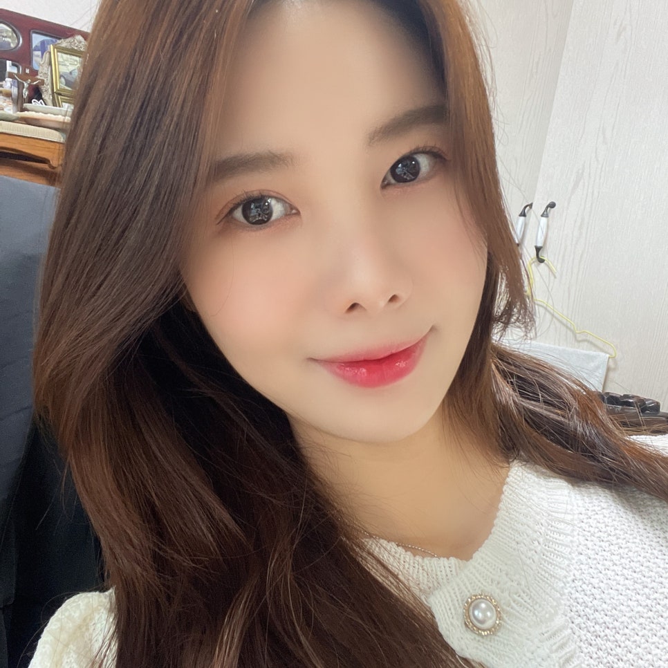 Why Is Double-Chin Liposuction So Popular These Days? image 1
