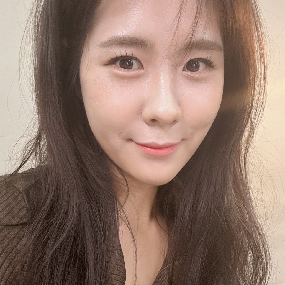 칙칙한 눈가 때문에 우울한 인상 걱정이라면? 가장 확실한 눈밑지방제거방법 관련 이미지 3