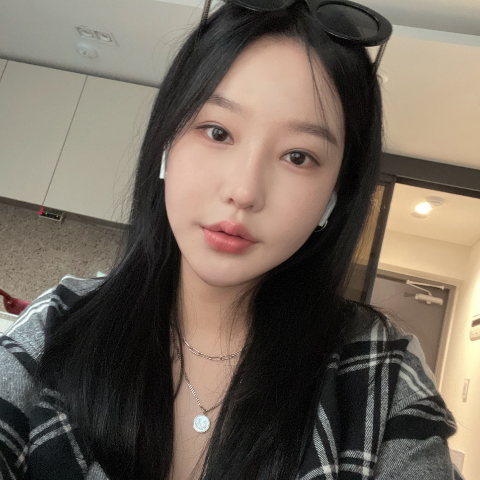 입꼬리필러잘하는곳에서 입꼬리부터 인상까지 밝게! 관련 이미지 1