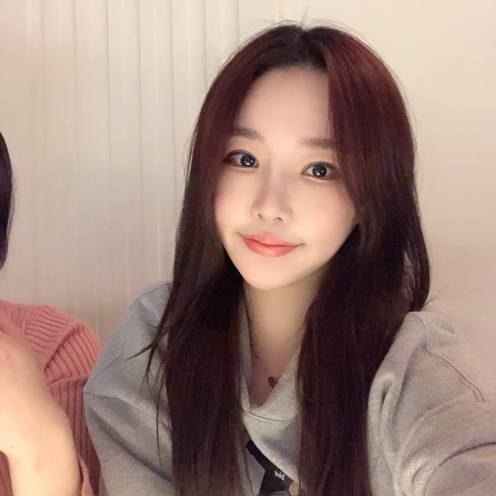 이중턱지흡으로 또렷한 턱선 만들고 싶다면 관련 이미지 1