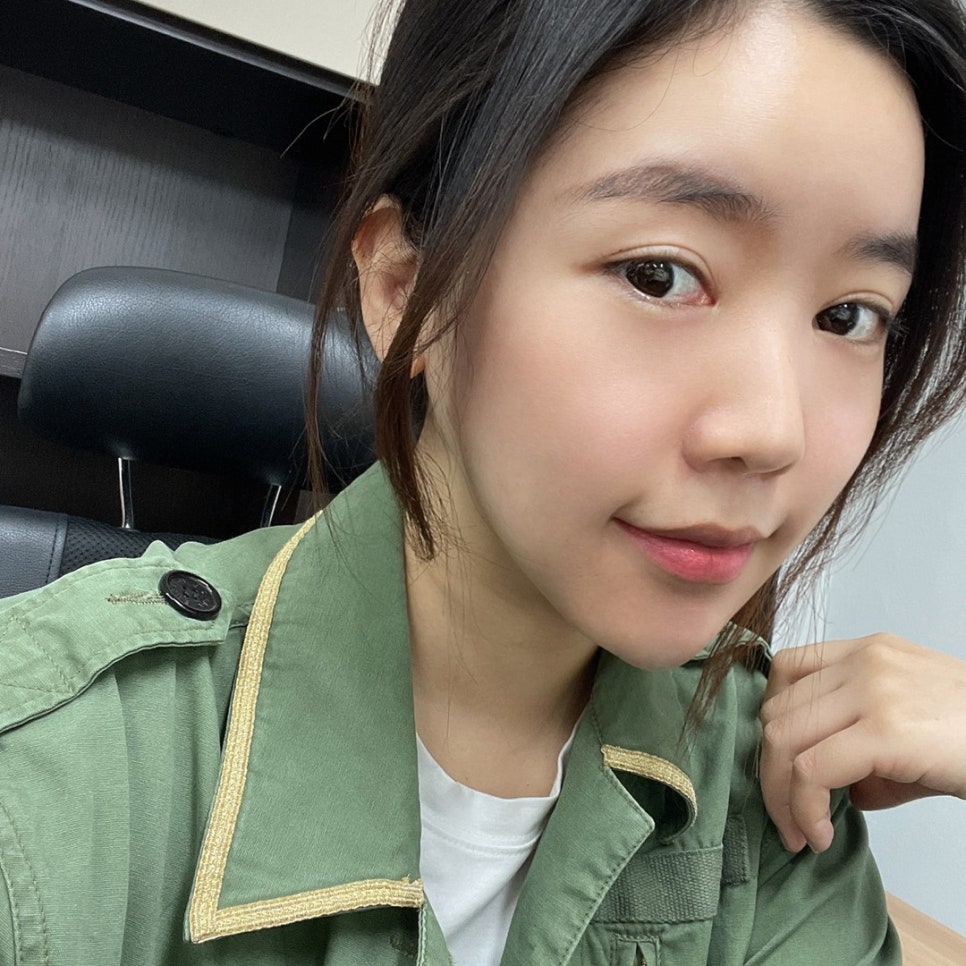 How to Remove a Double Chin That Has Bothered You in Every Photo image 3