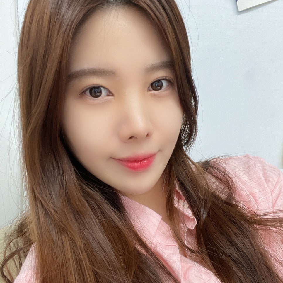 I Achieved Both Deep Cheek Fat Removal and a Lifting Effect! image 1