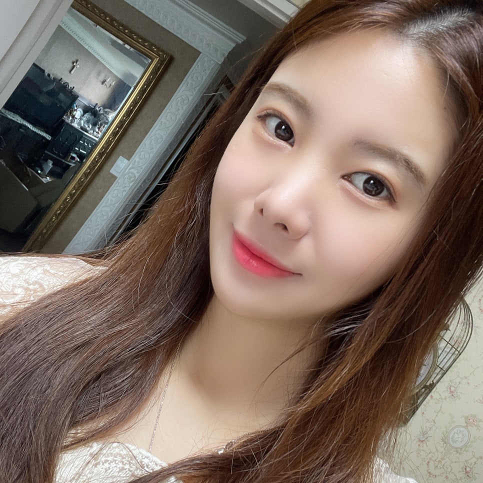 턱선이 예뻐지는 압구정심부볼지방제거 찾고 있다면? 관련 이미지 1