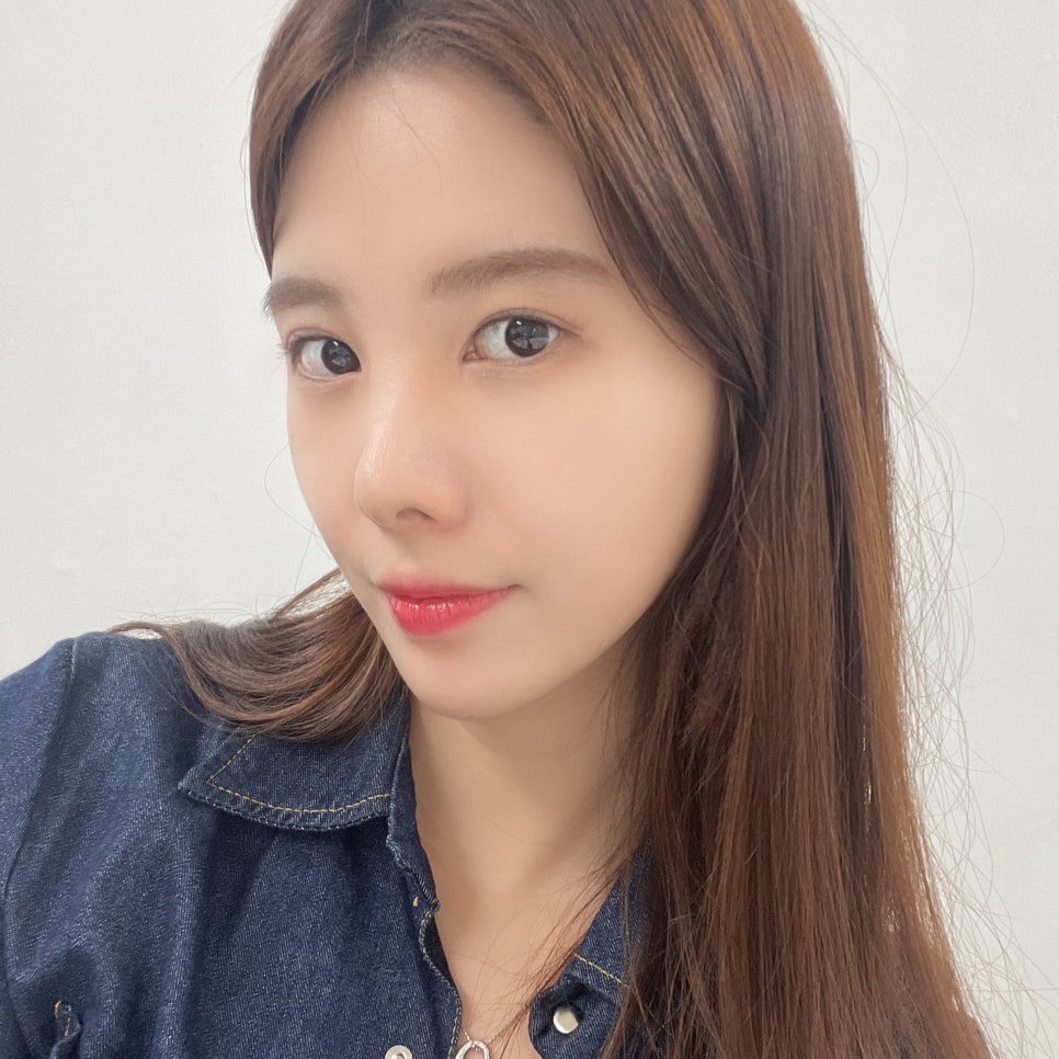 Is the Difference Before and After Chin Fat Liposuction Really That Significant? image 1