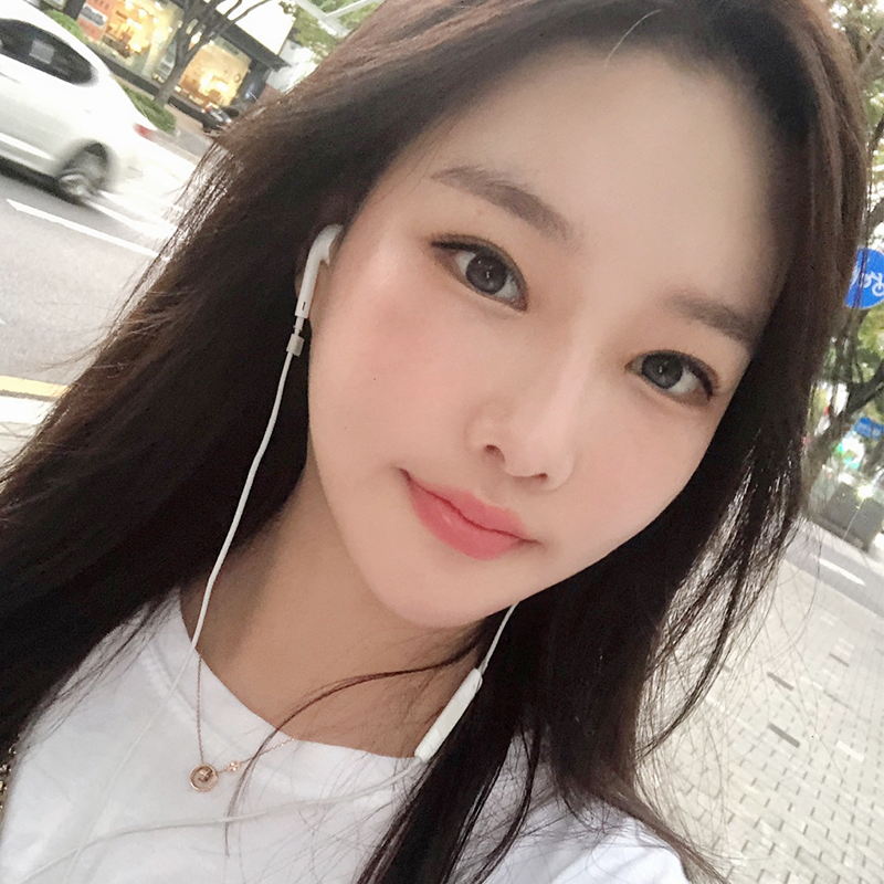 눈밑지방재배치수술 미루지 말고 이젠 해야할 때! 관련 이미지 2