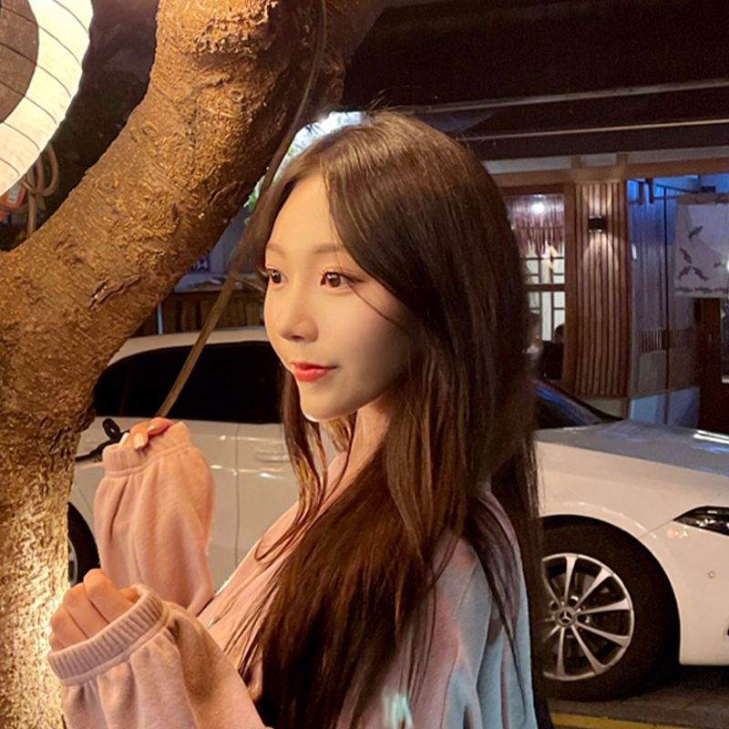 날렵한턱선 김형진베이직에서 가능합니다! 관련 이미지 6