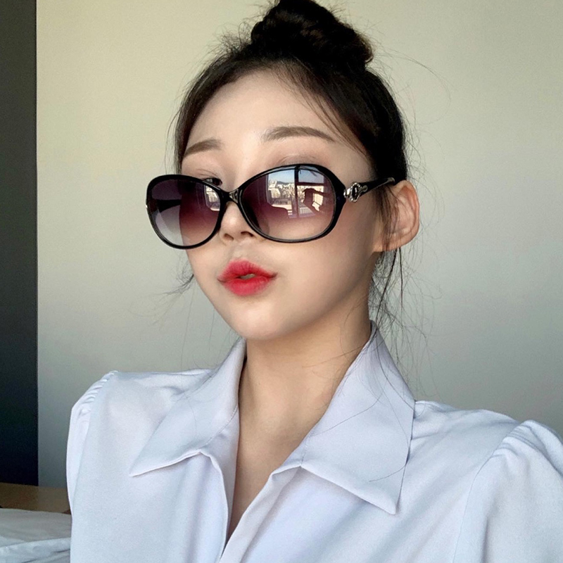 턱밑침샘보톡스로 갸름한얼굴 만들 수 있어요! 관련 이미지 1