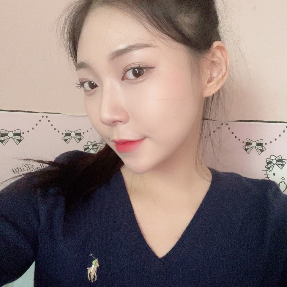 목이 짧고 두꺼워 보인다면 넥슬림주사가 답이에요 관련 이미지 1