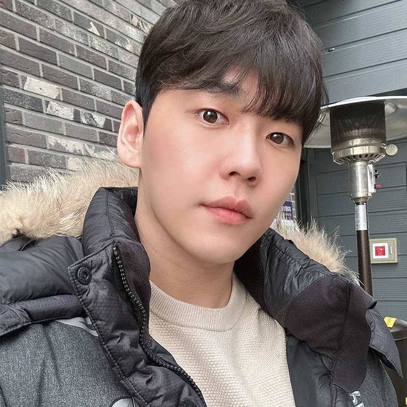 눈밑지방재배치수술 아직도 망설이신다면 관련 이미지 1