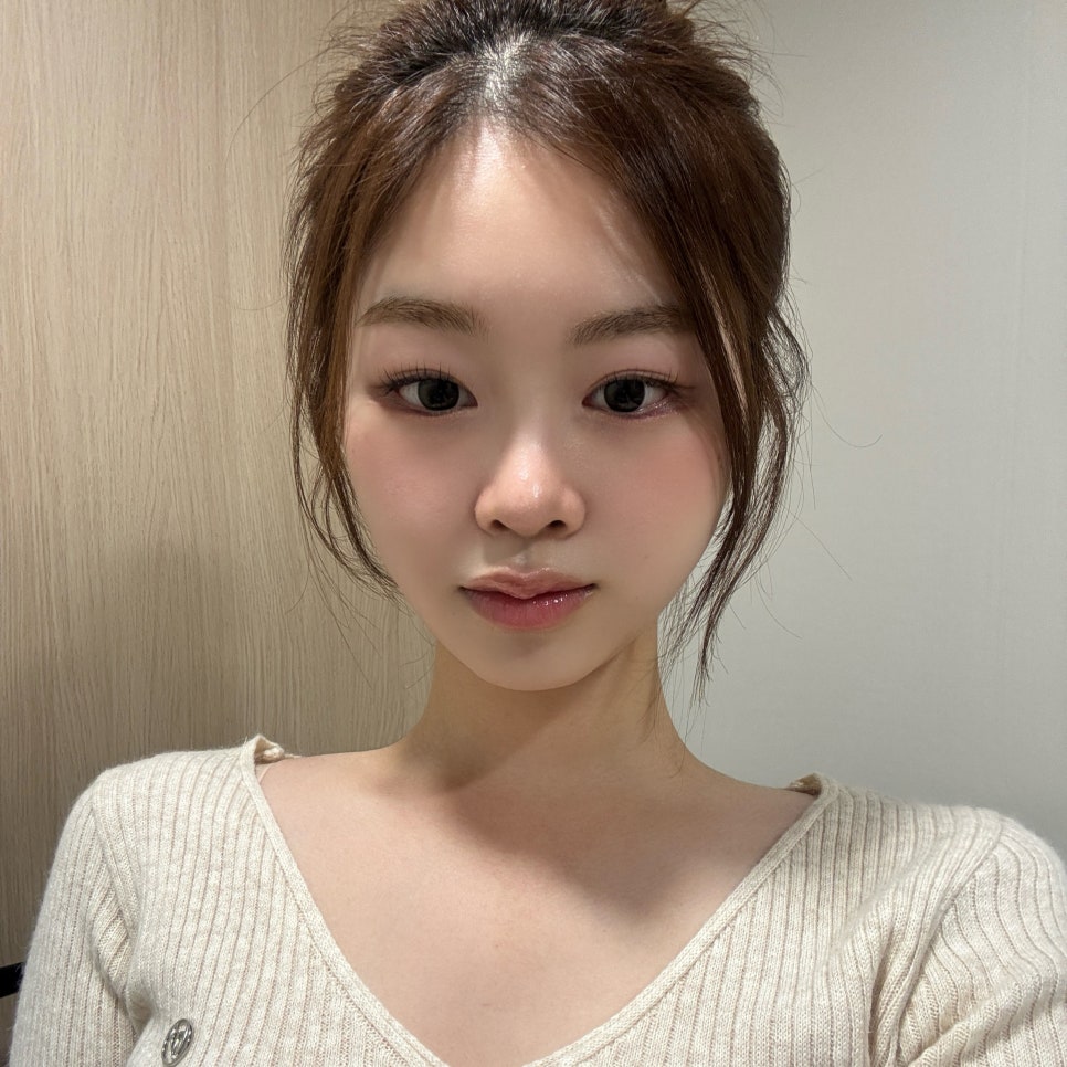 두꺼운목으로 강해보이는 인상이라면? 관련 이미지 1